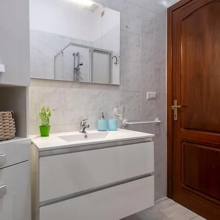 Profu Mare Ground Floor Αλγκέρο
